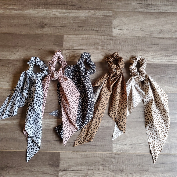 NEW Leopard Hair Ribbon Scrunchie - Picture 5 of 11